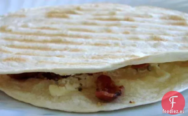 Quesadillas de Tocino y Queso Crema