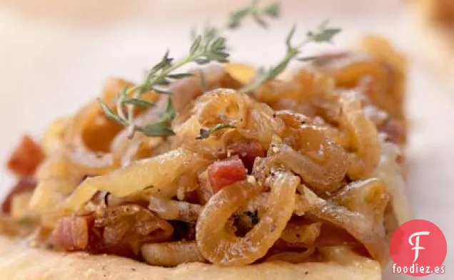 Fontina, Cebolla Caramelizada y Pizza de Panceta