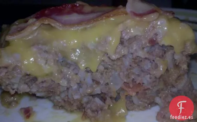 Pastel de Carne con Tocino y Queso Cheddar