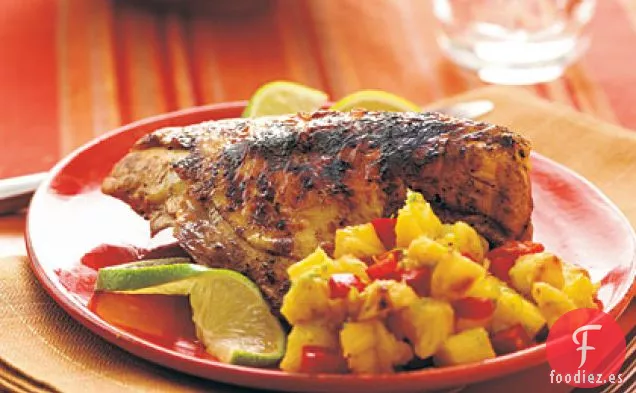 Pechugas de Pollo Marinadas con Ron y Condimento de Piña
