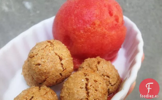 Sorbete de Cereza Agria y Lima con Galletas Amaretti