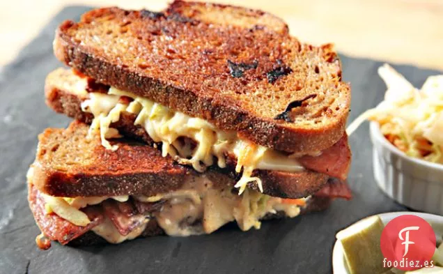 Sándwiches Rachel de Rollo de Cerdo