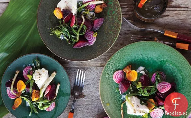Remolacha a la Parrilla con Burrata y Vinagreta de Semillas de Amapola