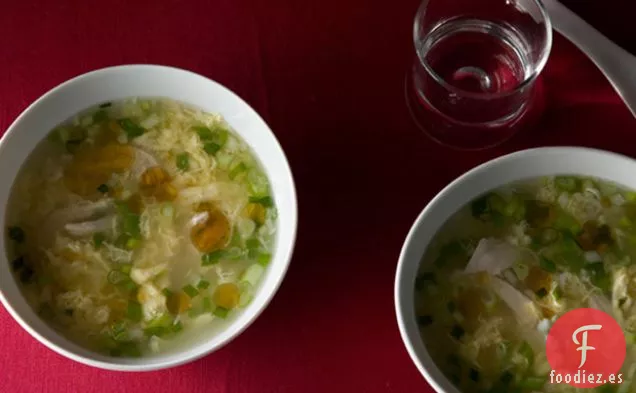 Sopa de Huevo con Cebolleta de Jengibre