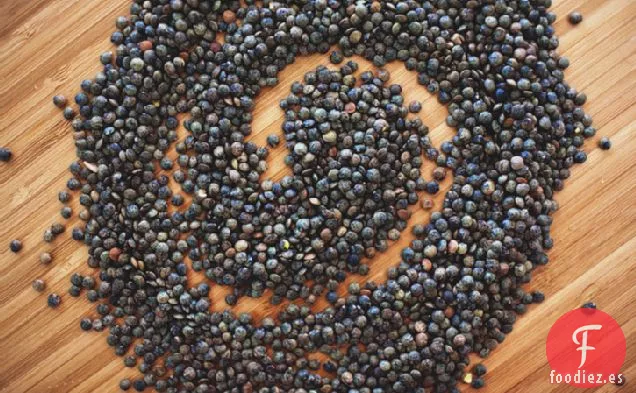 Sopa De Lentejas Con Yogur De Chipotle