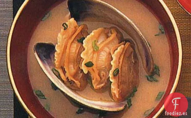 Sopa de Miso de Almeja de Tesoro Marino