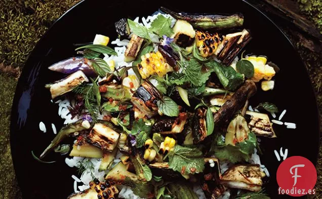 Ensalada de Verduras y Arroz a la Parrilla con Vinagreta con Salsa de Pescado