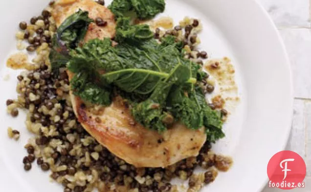 Pollo Con Col Rizada Y Pilaf De lentejas Freekeh
