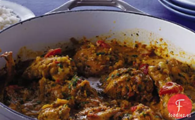 Pollo al Curry con Anacardos