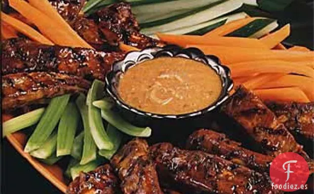 Satays de Costilla de Cerdo con Salsa de Maní