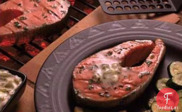 Salmón A La Parrilla Con Mantequilla De Estragón