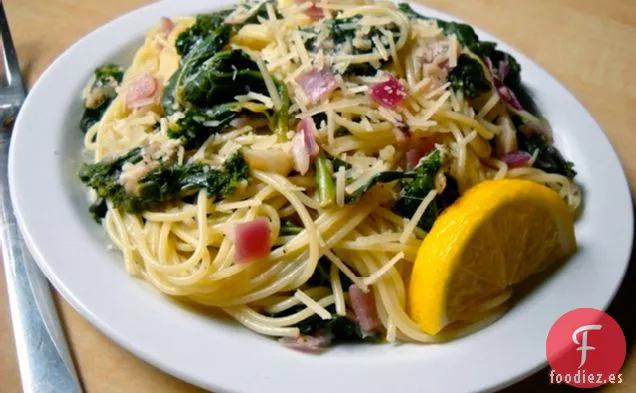 Pasta de Col Rizada con Parmesano