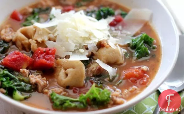 Sopa de Tortellini de Frijoles Blancos