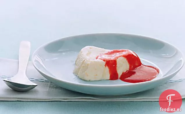 Coeurs de Naranja a la Crema con Salsa de Fresa y Frambuesa