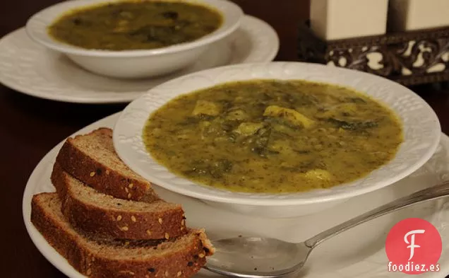 Sopa De Patata Al Curry, Manzana Y Col Rizada