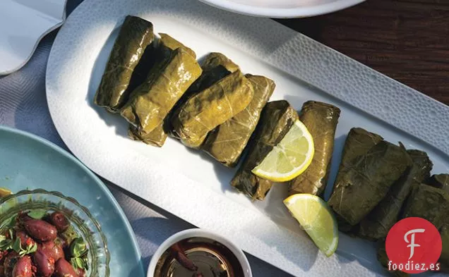 Hojas de Uva con Bulgar y Menta