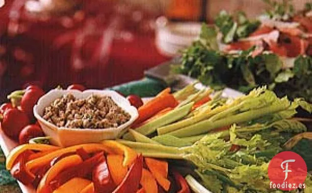 Cruditas de Invierno con Salsa de Nuez y Ajo