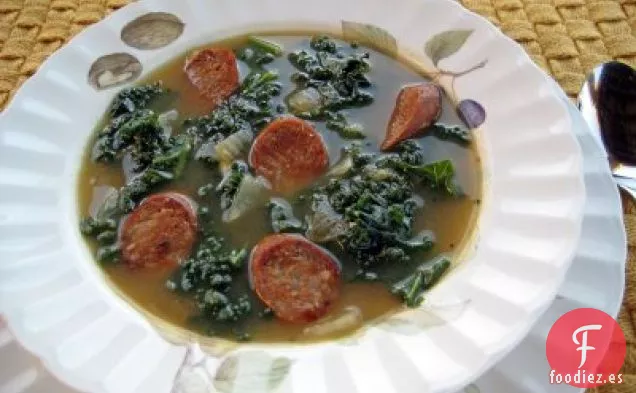 Sopa de Col Rizada Picante