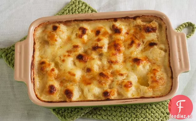 Coliflor Asada con Salsa de Queso Cheddar