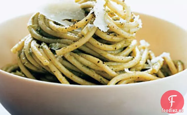 Espaguetis con Salsa de Cebolletas