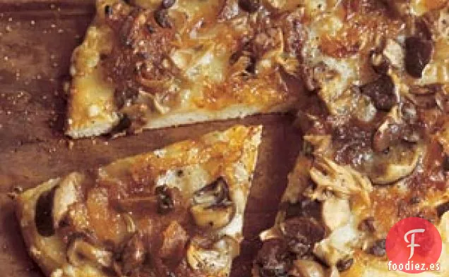 Pizza de Setas Silvestres con Cebolla Caramelizada, Fontina y Romero