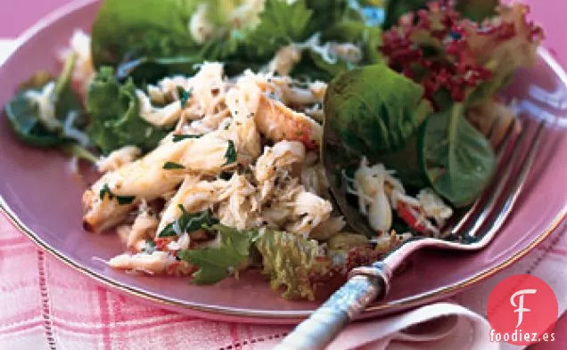 Ensalada de Cangrejo a Limón con Verduras de Bebé