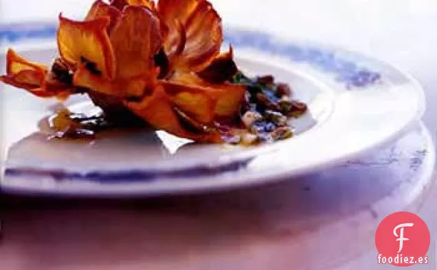 Flores Crujientes de Alcachofa con Salsa Verde