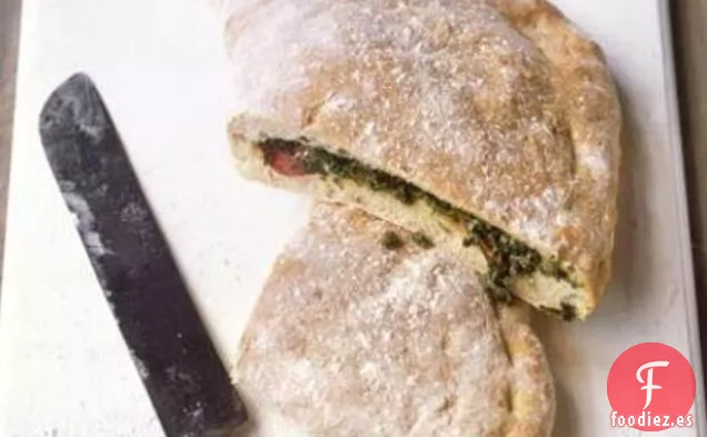 Calzone de Salami y Col Rizada