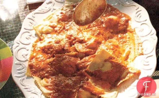 Ravioles de Queso con Salsa de Tomate Fresca