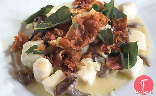 Gnudi de Ricotta con Salsa de Setas Silvestres y Trufa
