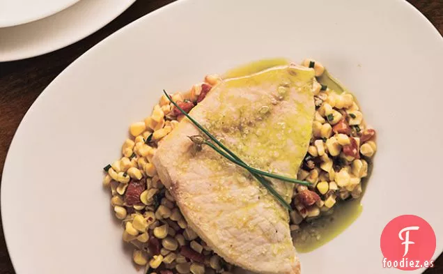Pez Espada Escalfado al Aceite con Maíz Blanco, Guanciale y Aceite de Cebollino