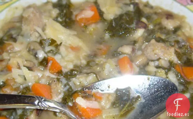 Sopa De Frijoles, Verduras Y Granos