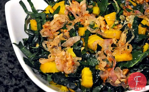 Ensalada Cruda de Col Rizada Toscana