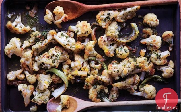 Coliflor Asada con Aderezo de Limón y Perejil