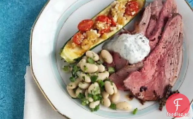 Cordero Asado Con Ajo Y Orégano