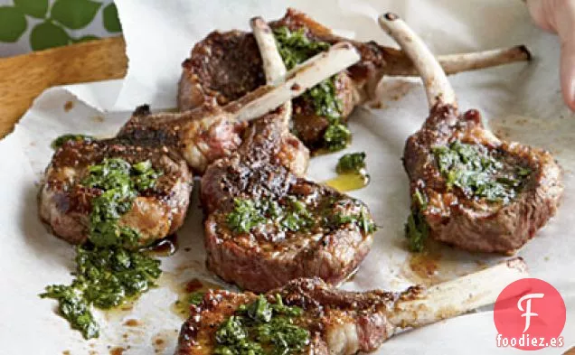 Chuletas de Cordero con Romero y Pimienta Negra