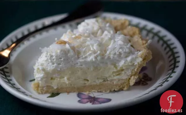 Pastel De Crema De Coco Hecho Con Mitad Y Mitad