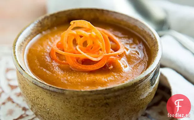 Sopa de Jengibre, Zanahoria y Tomate