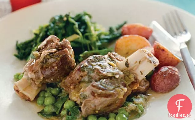 Estofado de Cordero con Chiles Verdes, Cilantro y Guisantes