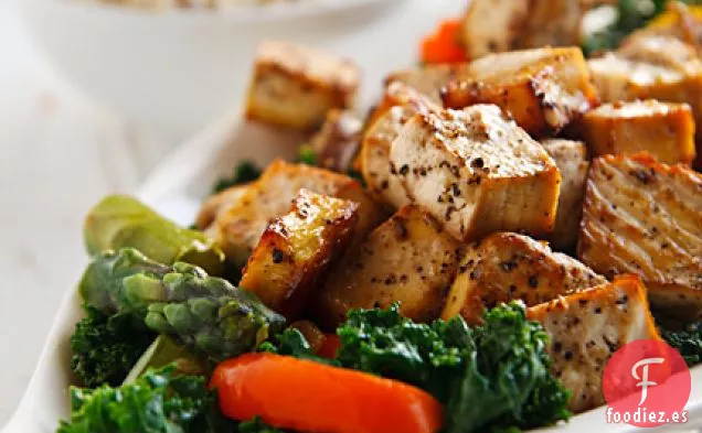 Tofu de Ajo y Pimienta Negra Tailandesa