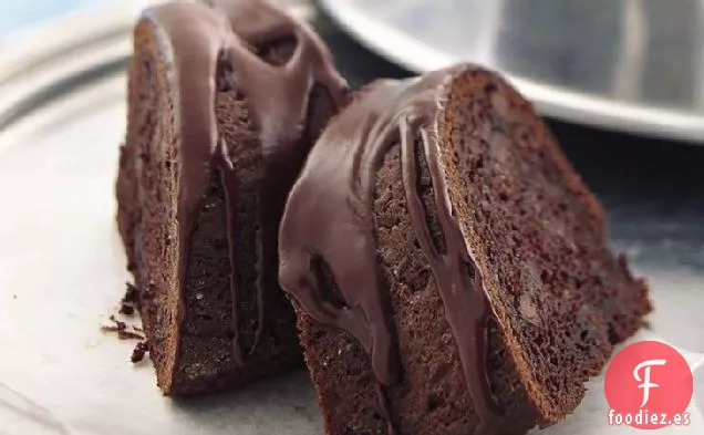 Pastel de Chocolate Glaseado con Chocolate