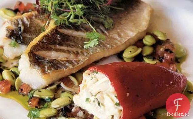 Trucha Moteada con Piquillos rellenos de Cangrejo, Edamame y Vinagreta de Trufa