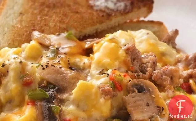 Huevos Revueltos de Salchichas y Champiñones de Cocción Lenta
