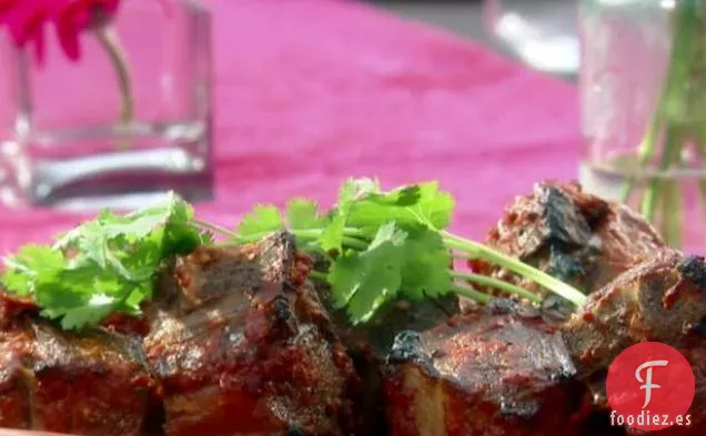 Chuletas de Cordero Pegajosas y Picantes