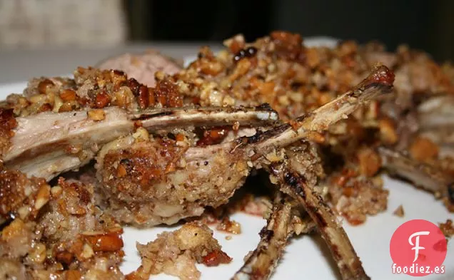 Cordero con Costra de Nuez y Salvia
