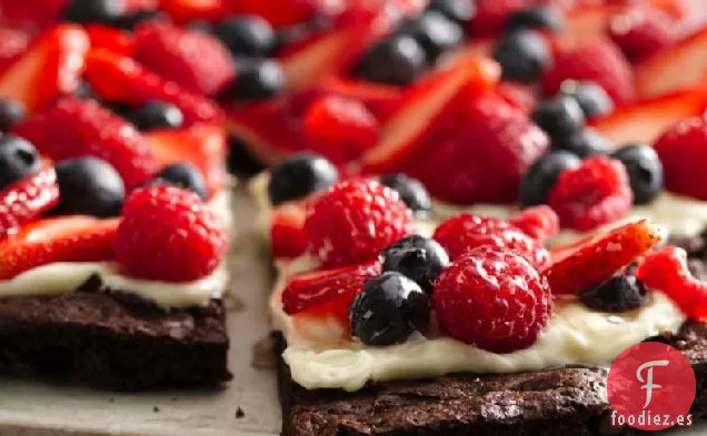 Pizza de Postre de Brownie y Bayas sin Gluten