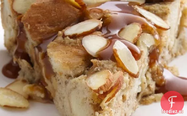 Budín de Pan de Manzana y Caramelo