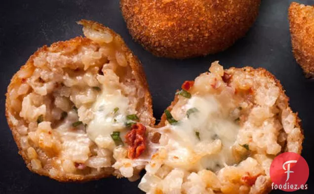Arancini de Tomate y Albahaca