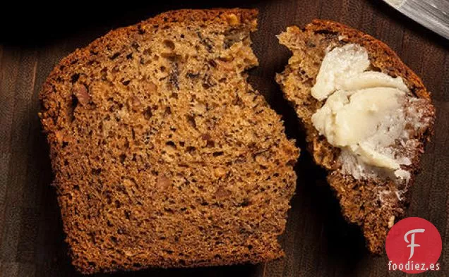 Pan de Plátano Con Mantequilla de Maní y Miel