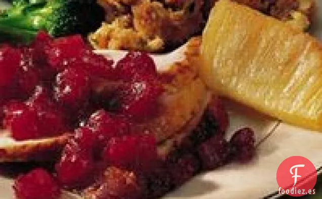 Pechuga de Pavo Glaseada con Miel y Piña Asada